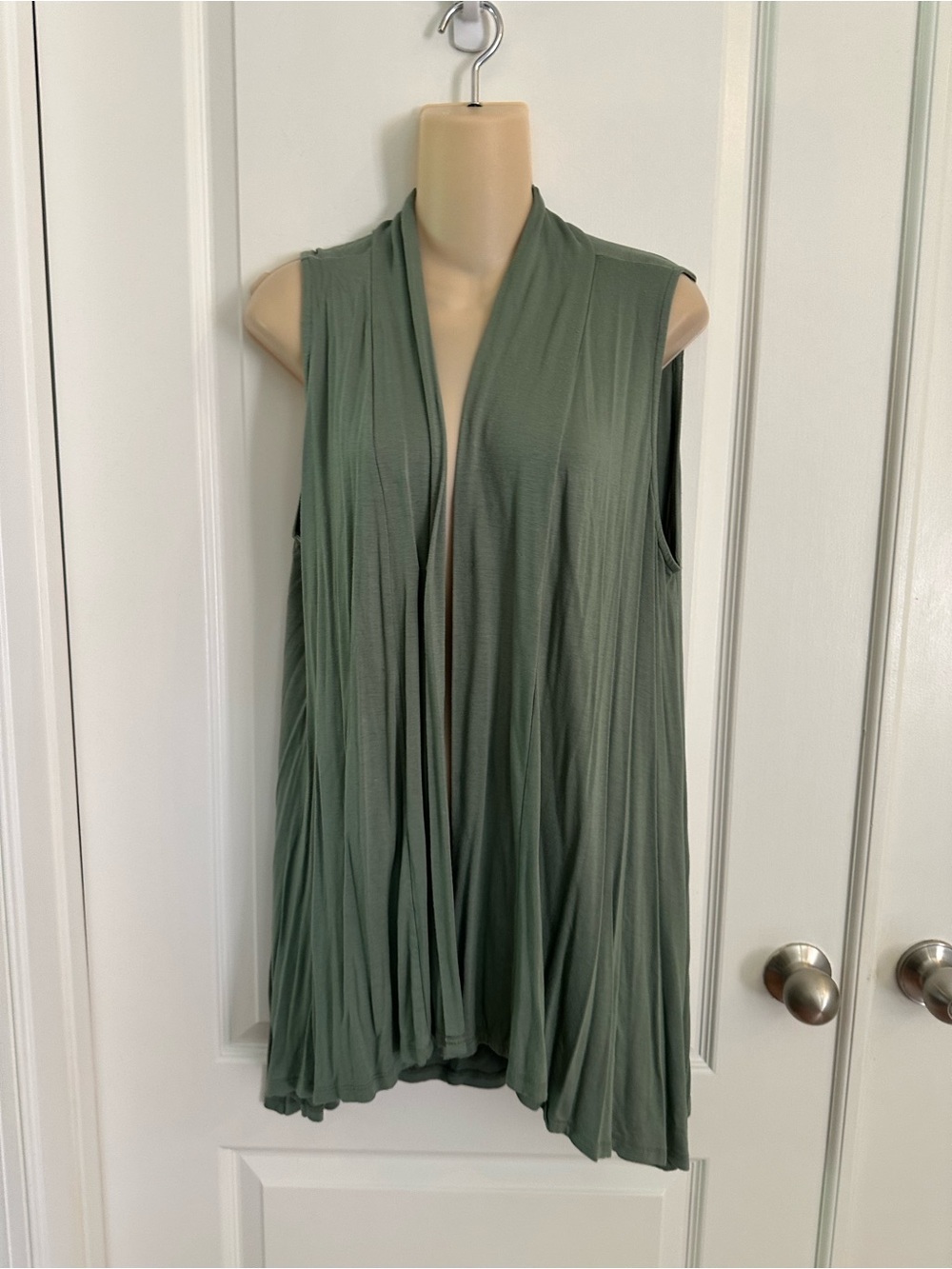 Yee Boutique Sleeveless Drape Cardigan Vest